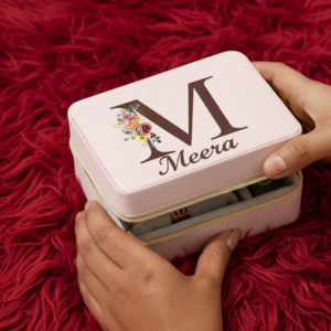 Personalized Chic Off-White Jewellery Organizer