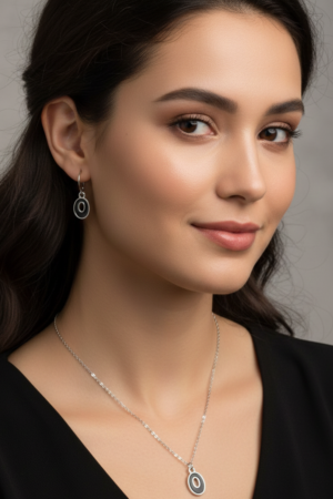 Elegant Black and Silver O Charm Jewelry Set